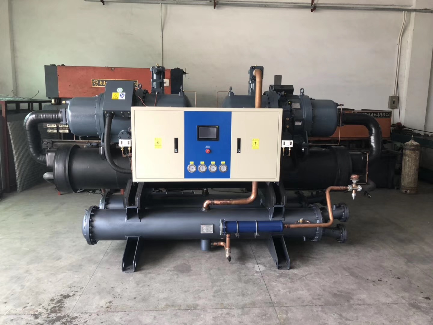 雙機頭水冷式螺桿冷水機